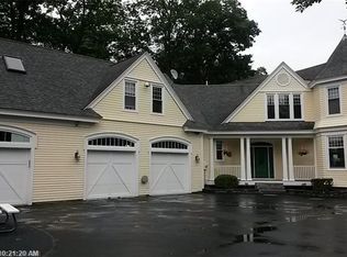 76 Deep Cv, Raymond, ME 04071