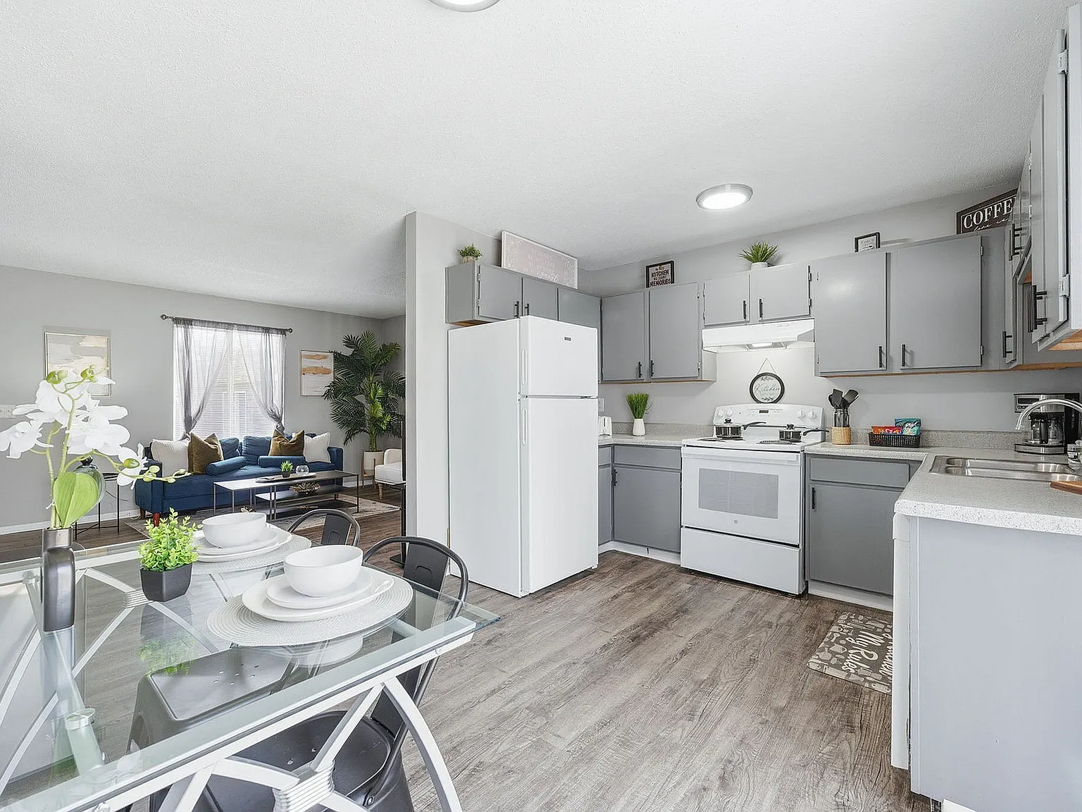 Parkview Townhomes — Photo 3