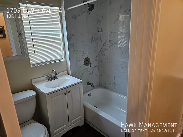 1709 Lewis Ave #4 — Photo 7