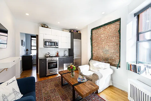 Rented by Compass | media 16