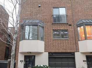 1328 N Sutton Pl, Chicago, IL 60610