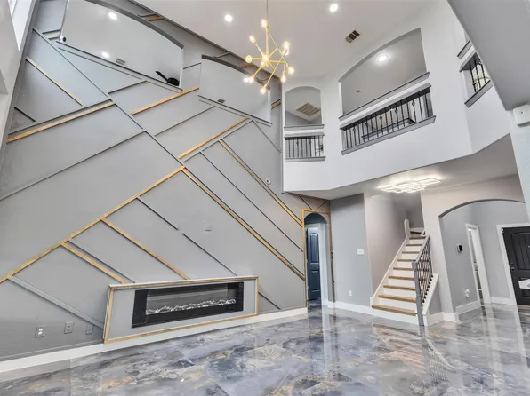 12119 Golden Oasis Ln, Humble, TX 77346