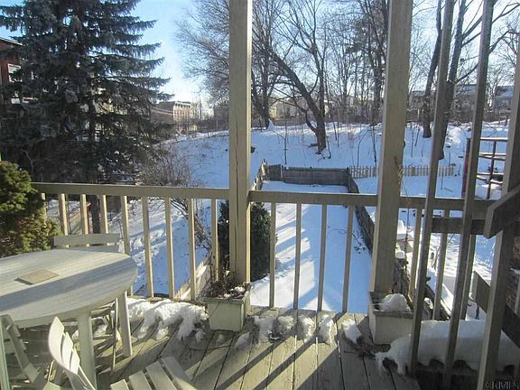 5th image of 48 Elm St #Garden