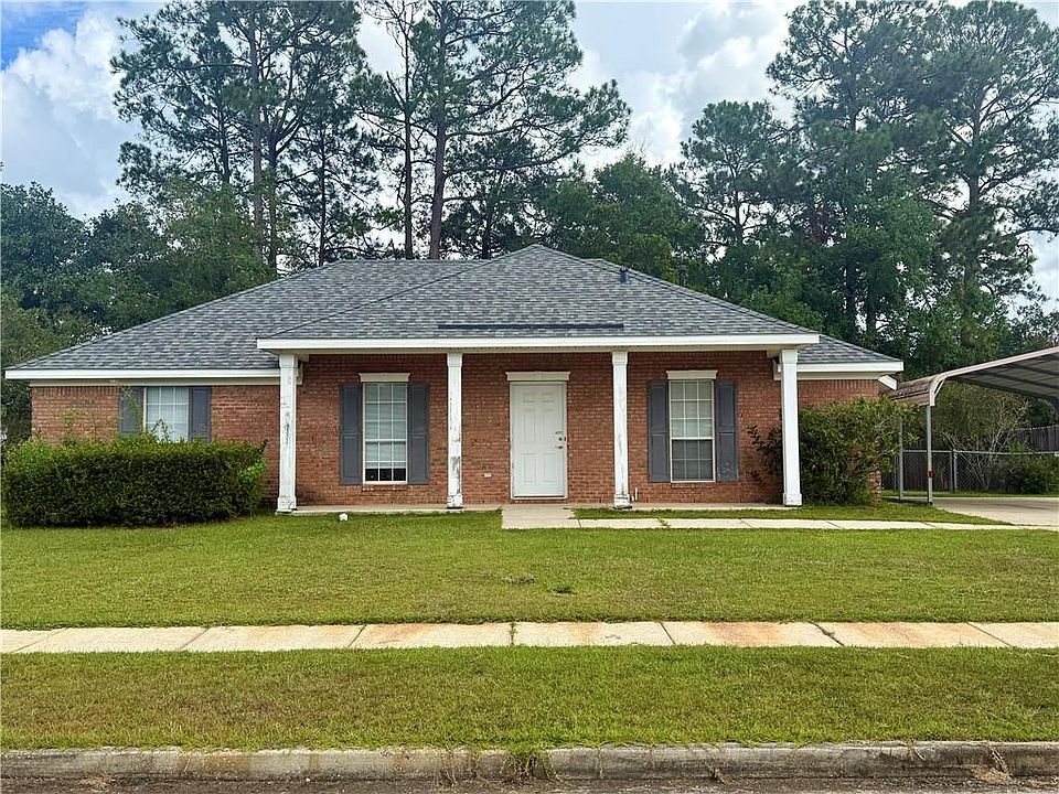 1st image of 200 Merida Ct