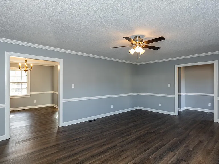 1601 Homestead Rd — Photo 6
