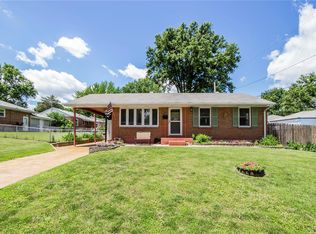 3611 Saint Cosmas Ln, Saint Ann, MO 63074