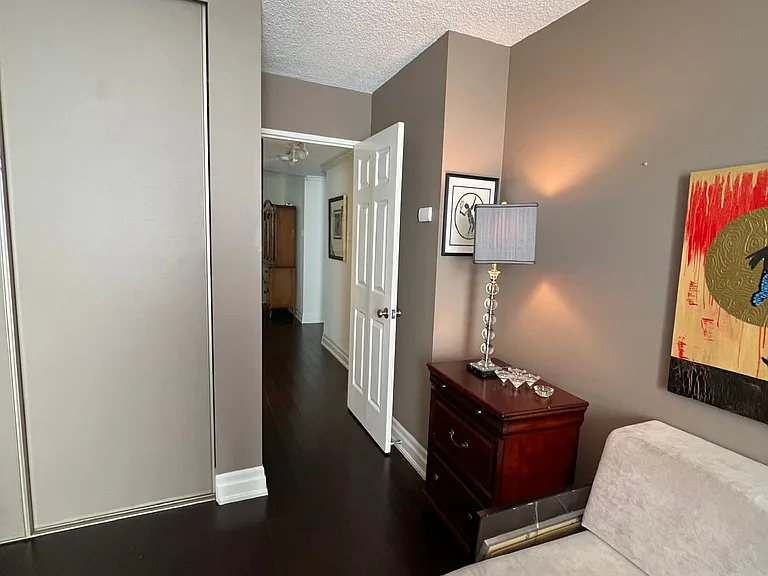 131 Beecroft Rd #1606 — Photo 28