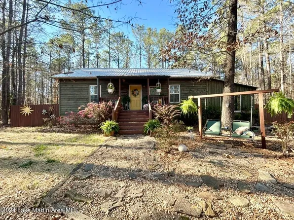 222 Nathan St, Alexander City, AL 35010