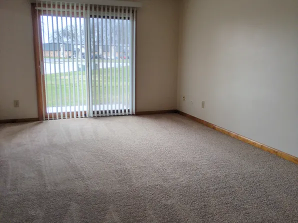 1811 Middlesbrough Ct #105, Maumee, OH 43537