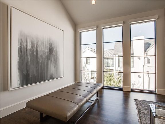 3rd image of 4502 Abbott Ave APT 316