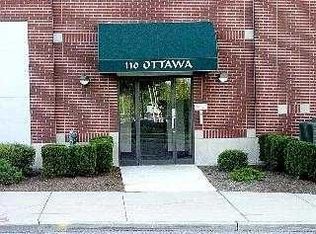 110 Ottawa St APT 3C, Toledo, OH 43604