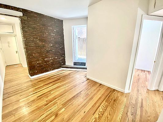 1st image of 126 Saint Marks Pl APT 6