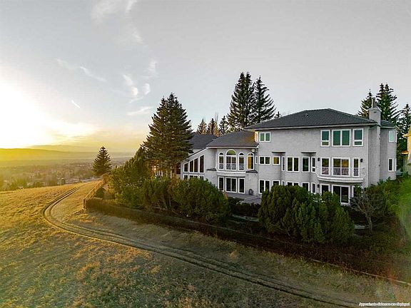 2nd image of 57 Edelweiss Point NW