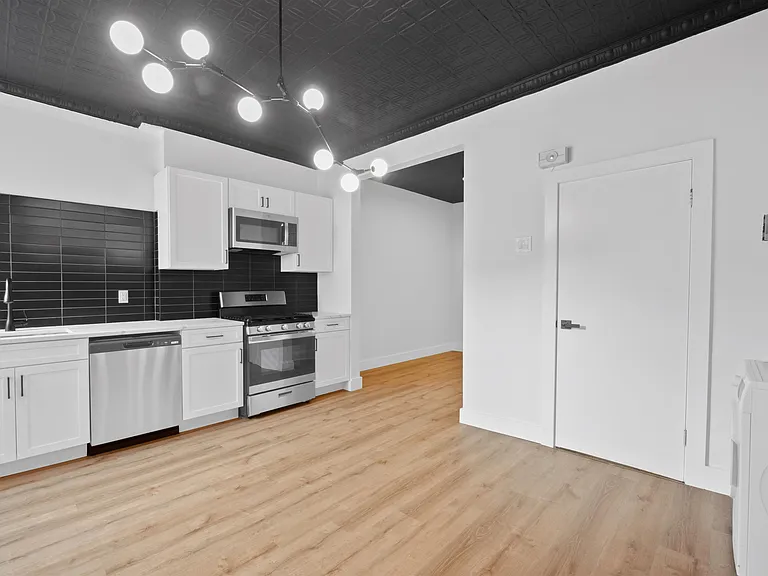 342 Bramhall Ave #2 — Photo 1