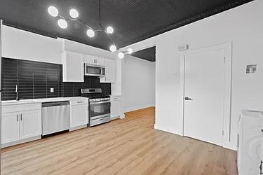 342 Bramhall Avenue, #2