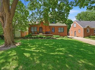 2702 41st Pl, Des Moines, IA 50310