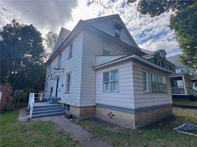 15 Selye Ter, Rochester, NY, 14613