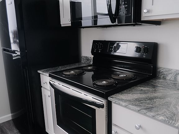 2nd image of 1800 S 22nd Ave #4622704