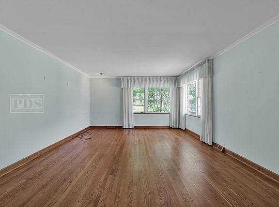 3rd image of 1011 S Waiola Ave