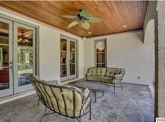 4th image of 3675 River Bluff Dr