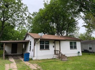 206 E Temple St, Kaufman, TX 75142