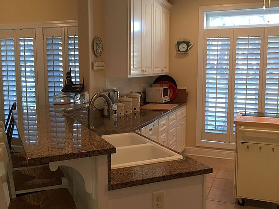 5th image of 300 Vassar Point Dr