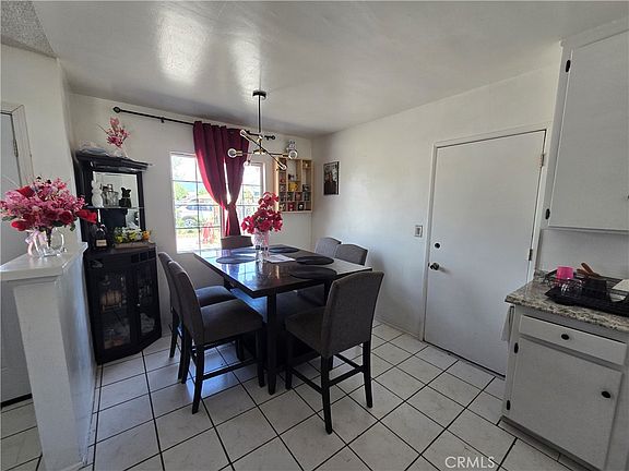 3rd image of 1275 Hardt St