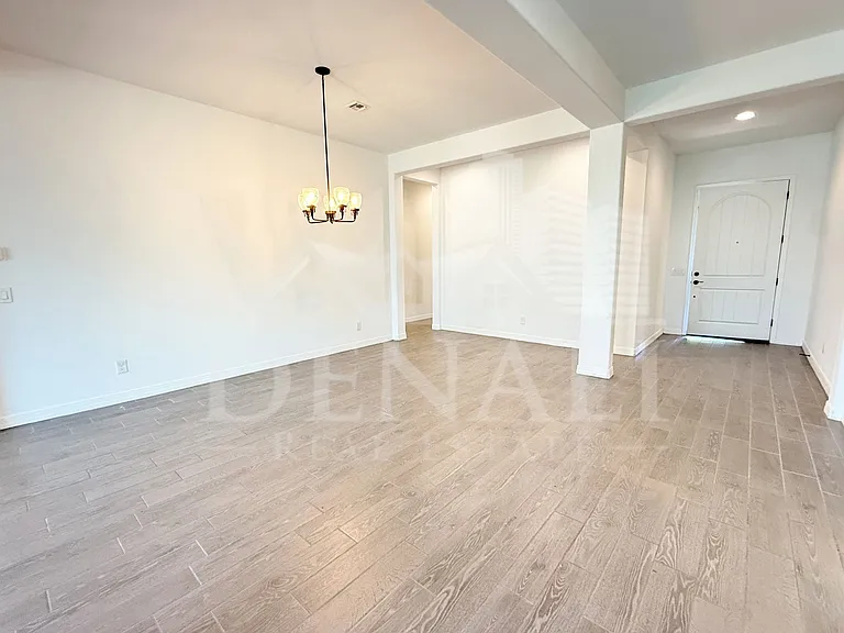 5214 W Thresher Way — Photo 5