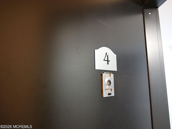 2nd image of 1003 Bond St Unit 4