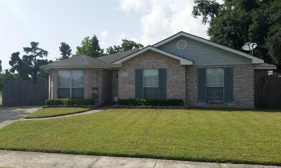 1st image of 2836 Jeanne Dr