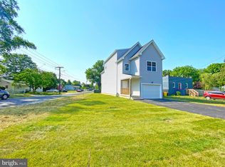 829 Fernhill Rd, Baltimore, MD 21226