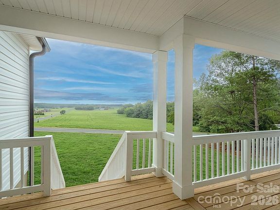 4th image of 38068 Porter Rd