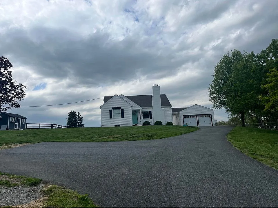 1247 Oldfield Point Rd