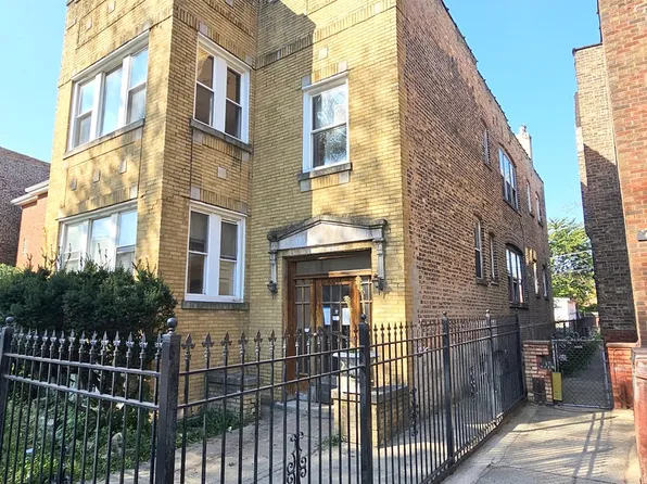6336 S Eberhart Ave, Chicago, IL 60637
