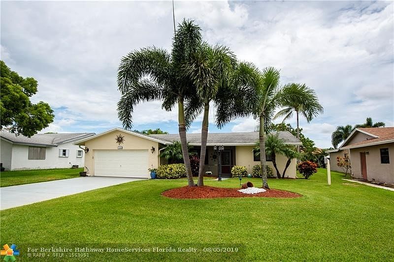 1st image of 7100 NW 107th Ave