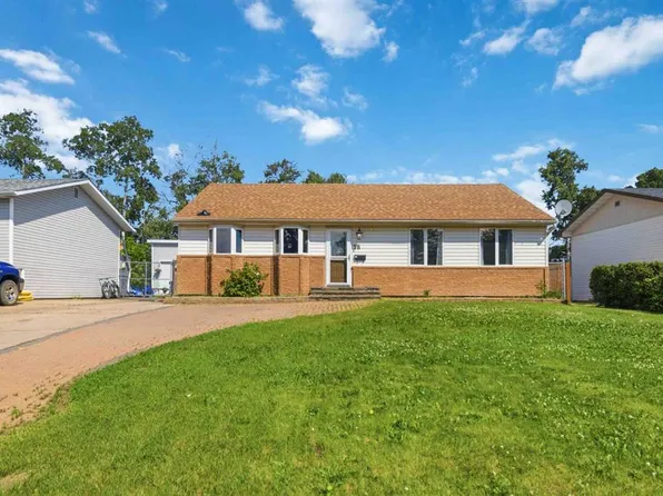 18 SE Clark Cres, Wood Buffalo, AB T9H 1M8