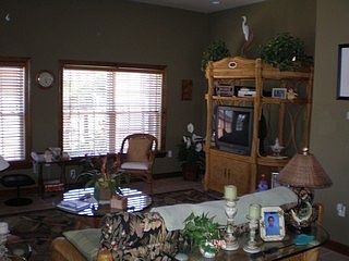 3rd image of 308 N Storter Ave