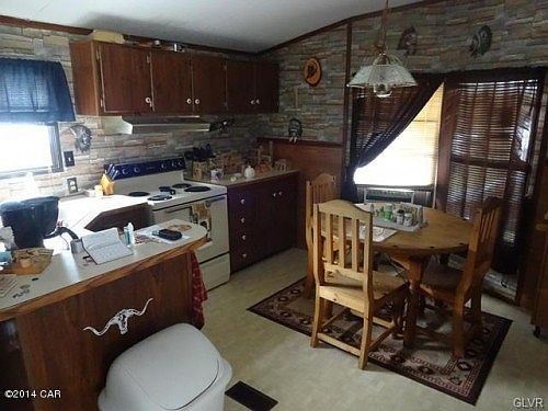 4th image of 9 W Walnutport Mobile Ct