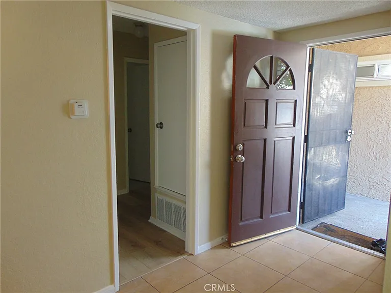 2009 Alabama St #3 — Photo 5