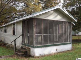 906 Booker St, Gadsden, AL 35903