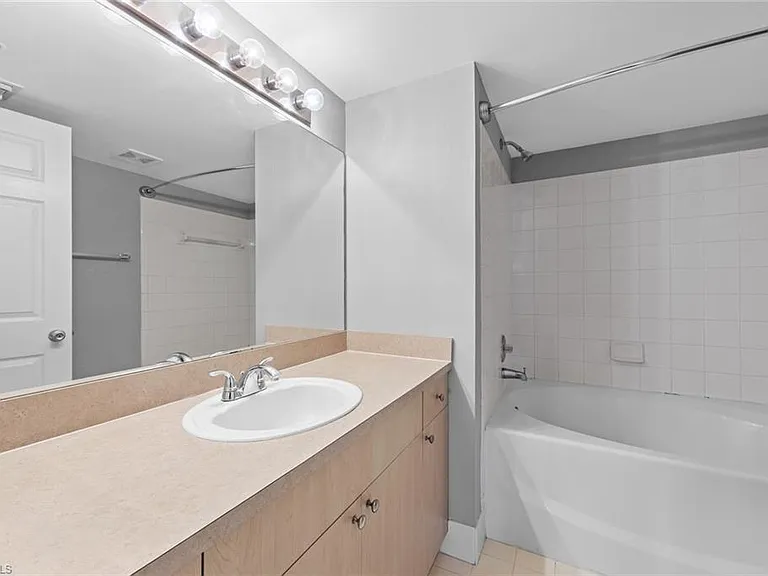 8736 River Homes Ln #7304 — Photo 16