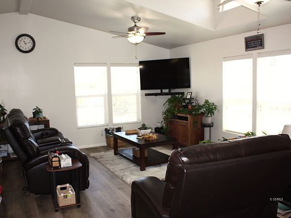 5th image of 6131 Mulberry Ave