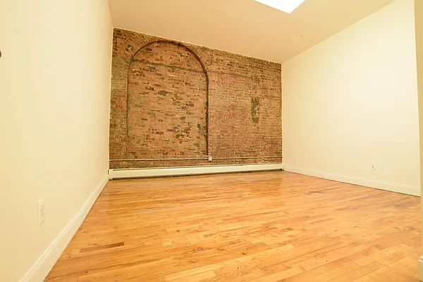 Rented by WaterStone Group, LLC | media 1