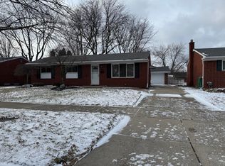 7767 N Henry Ruff Rd, Westland, MI 48185