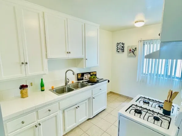 955 Hillcrest St APT 2, El Segundo, CA 90245
