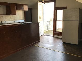 1033 1/2 S Burlington Dr, Muncie, IN 47302
