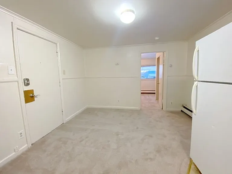 1335 Hyder St — Photo 55