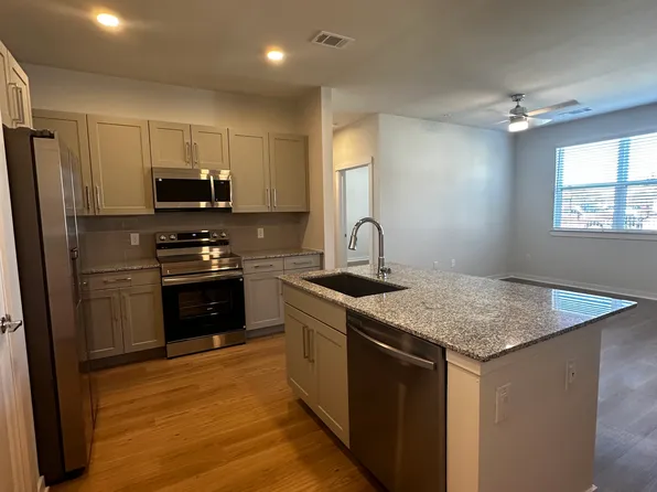 (undisclosed Address), New Braunfels, TX 78130