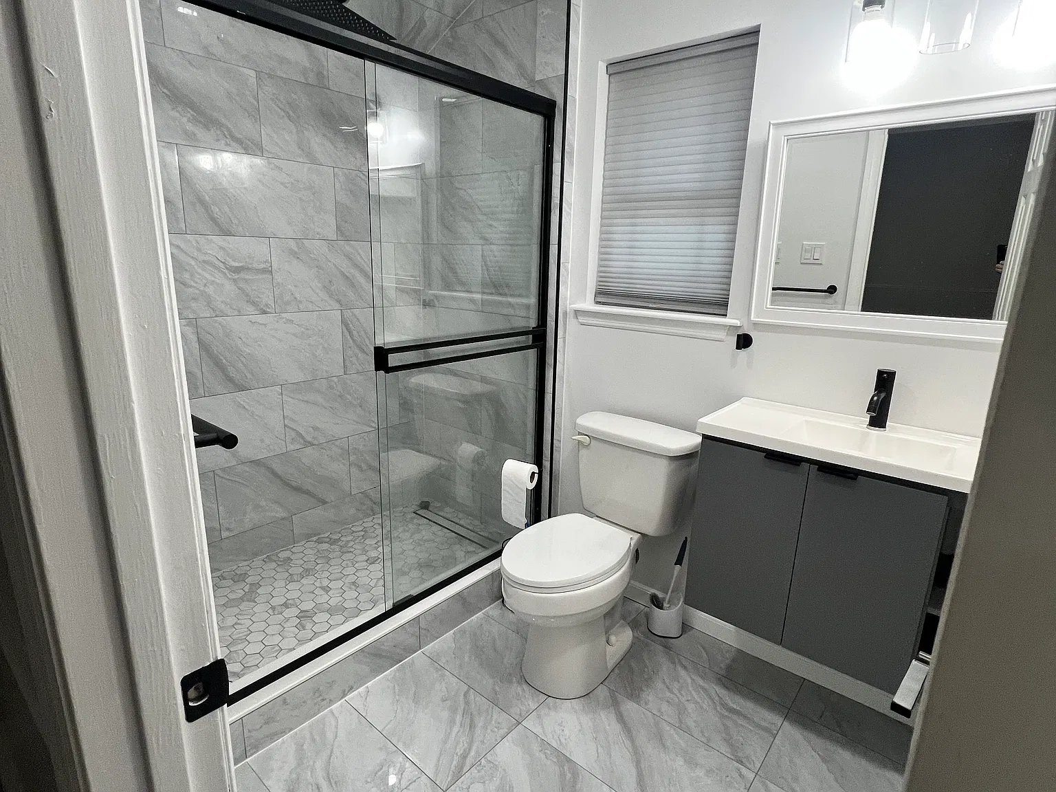 3 bed, 1464 sqft, $2,500 — Photo 4