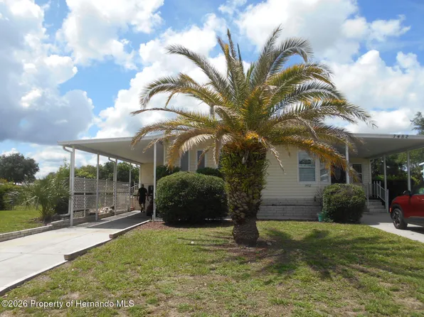 7452 Dinsmore St, Brooksville, FL 34613